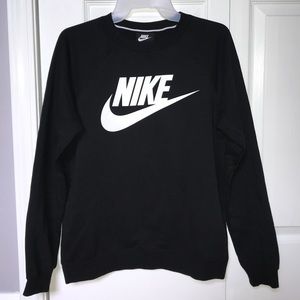Black Nike Crewneck
